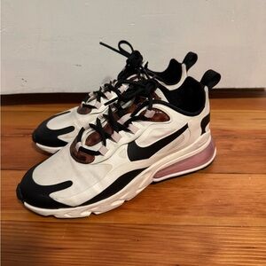 Nike air max Women's Sneakers in Black and White with tortoise shell highlights